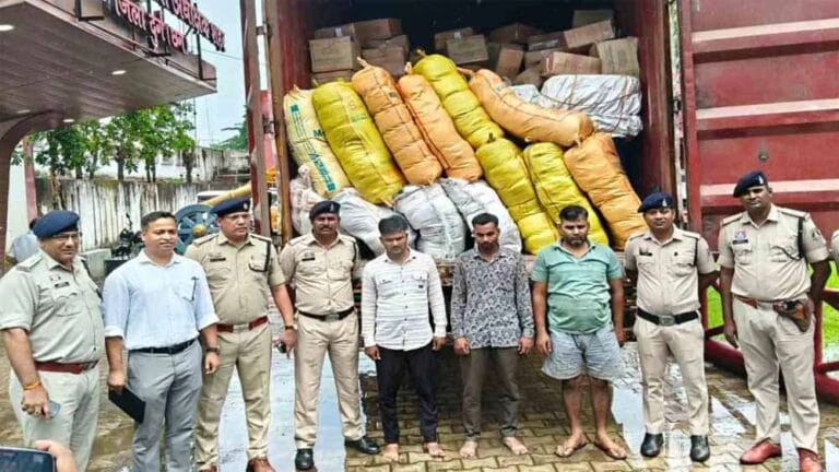 नशा तस्करी पर बड़ी कार्रवाई: 1.53 करोड़ का सामान जब्त, तीन आरोपी सलाखों के पीछे