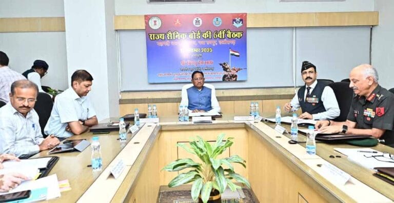 हमारे सैनिक देश की सुरक्षा के लिए न्यौछावर करते हैं अपना जीवन : मुख्यमंत्री विष्णुदेव साय