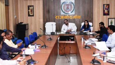 राजनांदगांव : कलेक्टर ने शिक्षा, महिला एवं बाल विकास विभाग तथा अनुसूचित जाति एवं जनजाति विकास विभाग के अधिकारियों की बैठक लेकर कार्यों की समीक्षा की