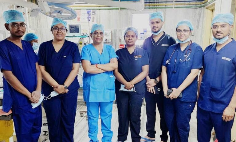 रायपुर के अम्बेडकर अस्पताल में एक और विदेशी युवती का सफल ऑपरेशन, डॉक्टरों की प्रशंसा