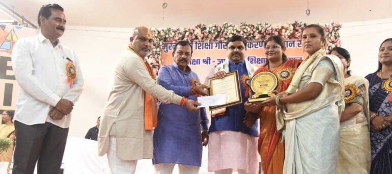 वृहद रोजगार मेला-2025 की शुरुआत, शिक्षा मंत्री यादव बोले – युवाओं के लिए सुनहरा मौका