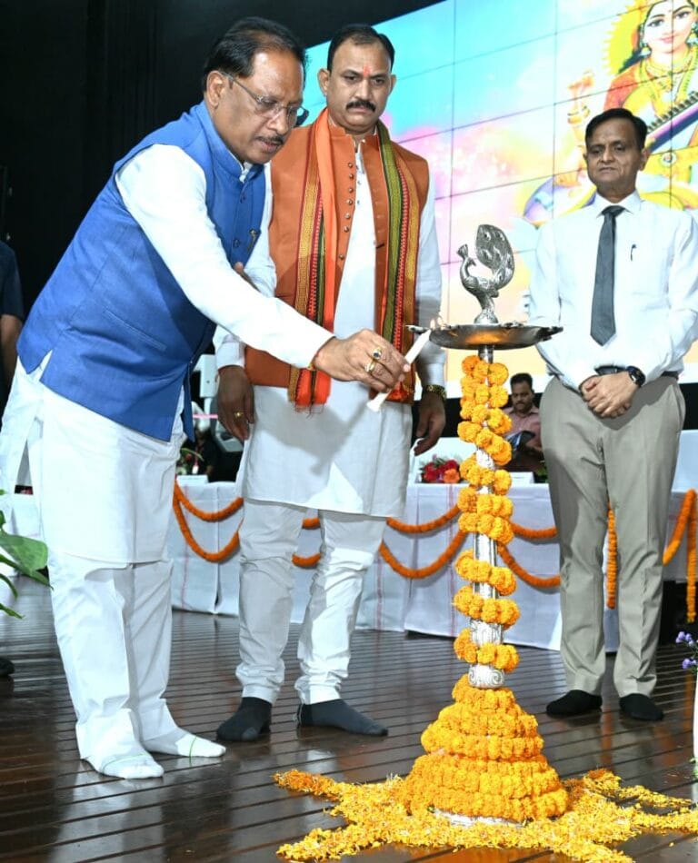 CG : मुख्यमंत्री विष्णु देव साय ने किया एरोकॉन 2025 का शुभारंभ, कैंसर उपचार और शोध में मिलेगी नई दिशा