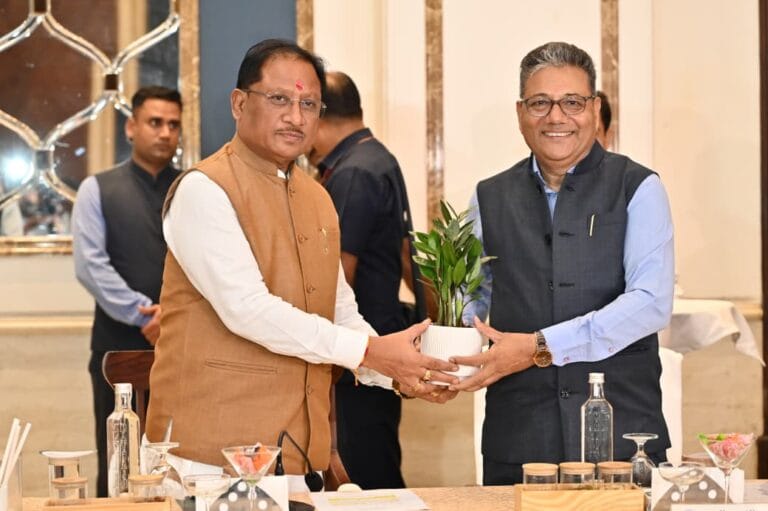 CG : पीएम सूर्यघर मुफ्त बिजली योजना से 2027 तक 5 लाख हितग्राहियों को किया जाएगा लाभान्वित, मुख्यमंत्री साय…