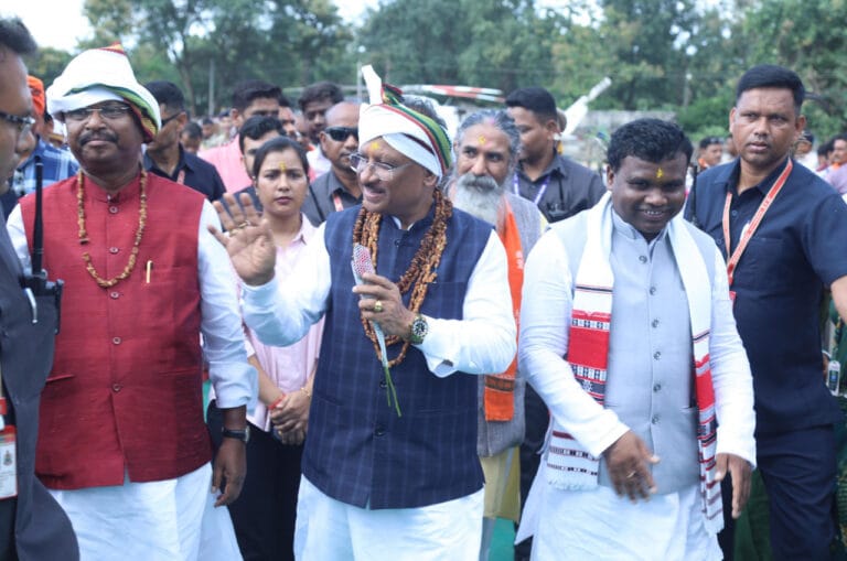 CG : मुख्यमंत्री का नरहरपुर आगमन पर किया गया आत्मीय स्वागत