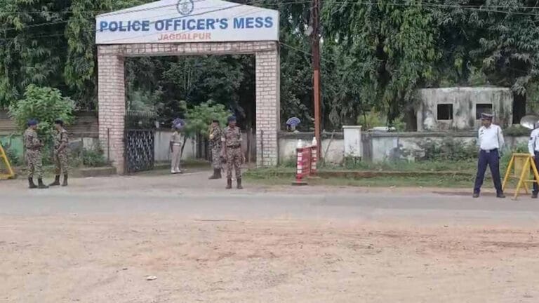 नक्सलवाद से निपटने की रणनीति तैयार, पुलिस अधिकारियों ने 26 मार्च को बड़े कदम की रूपरेखा बनाई