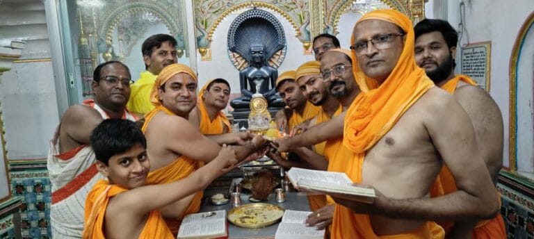CG : पर्यूषण महापर्व के अंतिम दिन मनाया गया वासुपूज्य भगवान का मोक्ष कल्याणक दिवस…