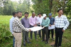 CG : कलेक्टर ने डोंगरीगांव में नवीन जिला अस्पताल स्थल का किया निरीक्षण…