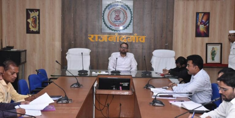 राजनांदगांव : राशन कार्डधारियों का अनिवार्य रूप से आधार ई-केवायसी कराए : कलेक्टर…