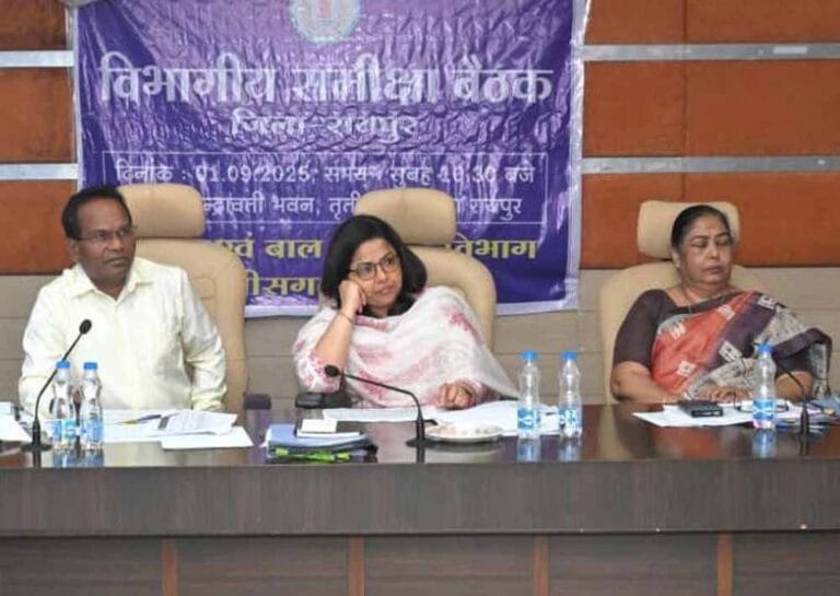 सेवाओं में पारदर्शिता और गुणवत्ता पर विशेष जोर गड़बड़ी पर होगी सख्त कार्रवाई