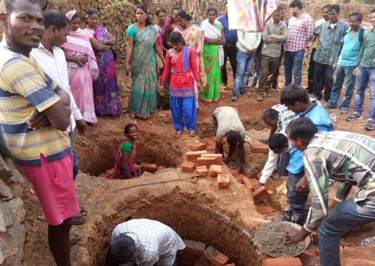 ग्रामीणों को मिला रोजगार का नया साधन, दरिमा में 35 लोगों ने सीखा निर्माण कार्य का कौशल