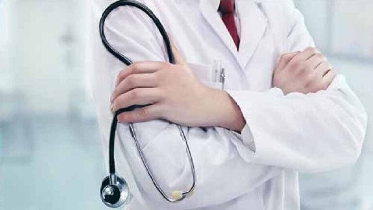 EWS प्रमाणपत्र घोटाला! तीन छात्राओं का मेडिकल कॉलेज में प्रवेश रद्द
