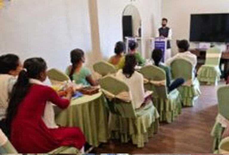बस्तर के हुनर को डिजिटल मंच, उद्यमिता विकास कार्यक्रम से कारीगरों को मिल रही ताकत