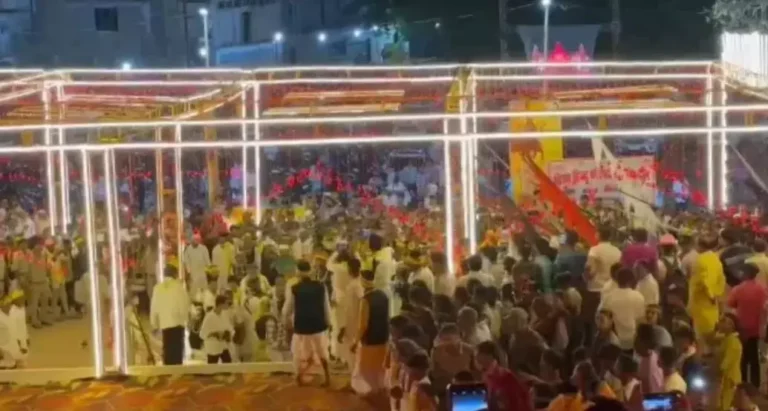 CG : गरबा उत्सव के दौरान छात्रों में विवाद, मुस्लिम छात्र ने हिंदू छात्र पर किया हमला…