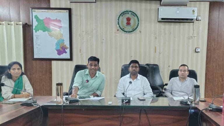 गणेश विसर्जन और ईद मिलादुन्नबी को लेकर कलेक्टर-एसपी की संयुक्त बैठक