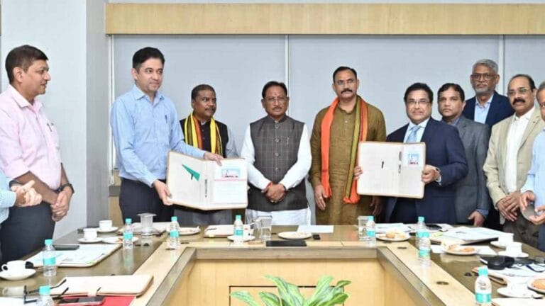 रायपुर से ऐलान: आदिवासी अंचलों तक पहुँचेगा आधुनिक स्वास्थ्य तंत्र – CM विष्णुदेव साय