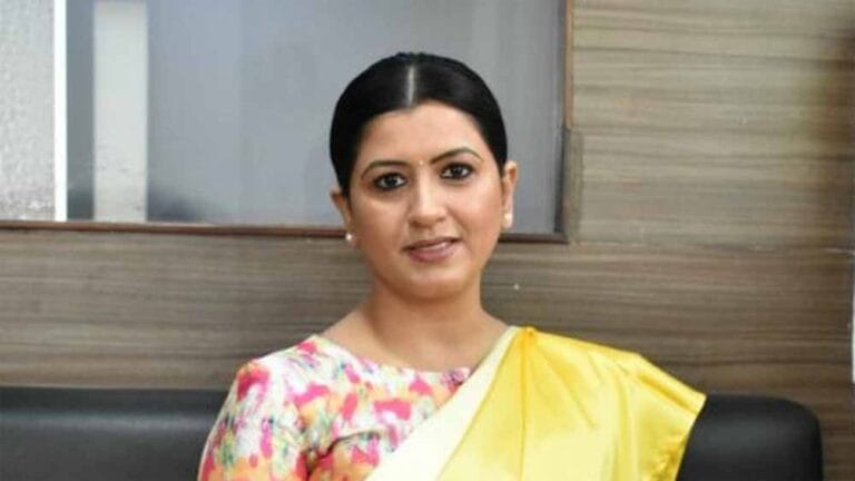 kajal2.jpg