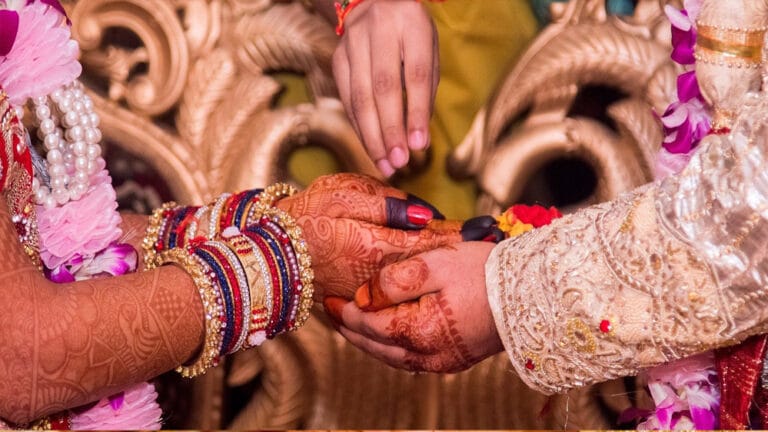 marriageA_13_2.jpg