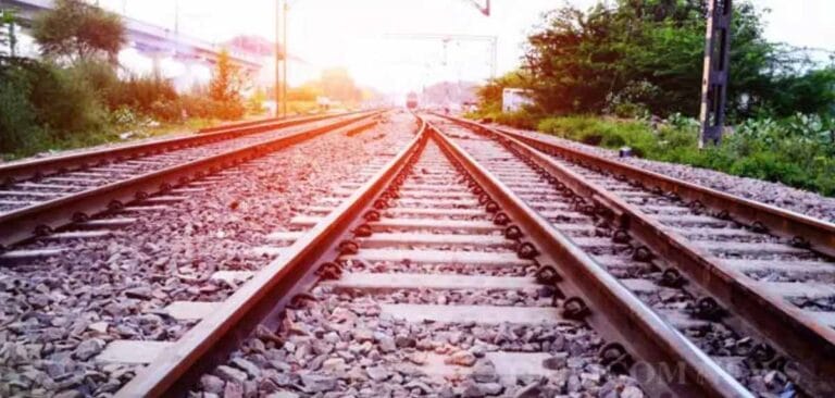 रेल लाइन परियोजना प्रभावित क्षेत्र: अब जमीन की खरीदी-बिक्री होगी मुक्त