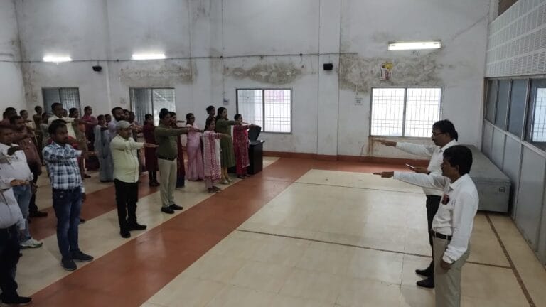राजनांदगांव : निगम में राष्ट्रीय एकता दिवस पर ली गई शपथ