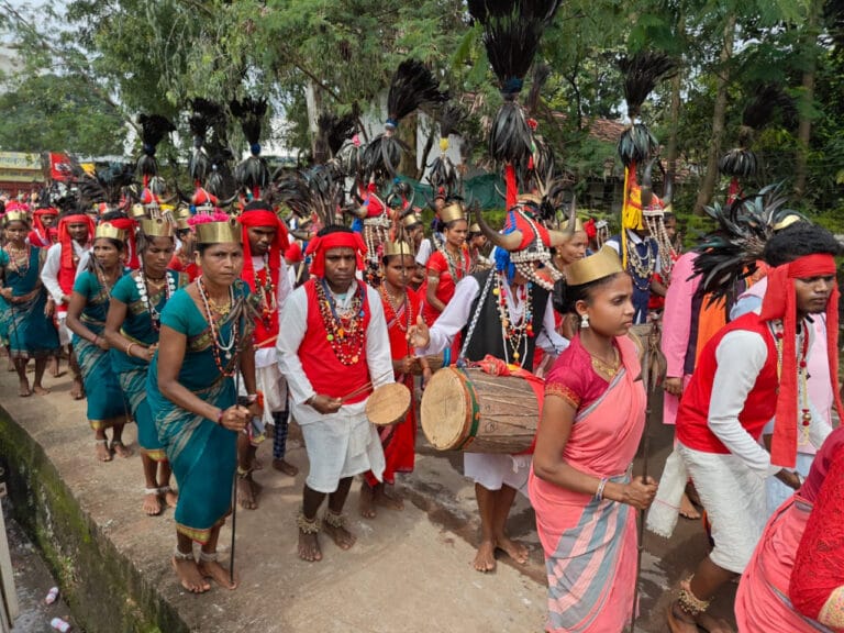 CG : बस्तर दशहरा : ‘कुटुंब जात्रा’ रस्म के साथ हुई देवी-देवताओं का ससम्मान विदाई