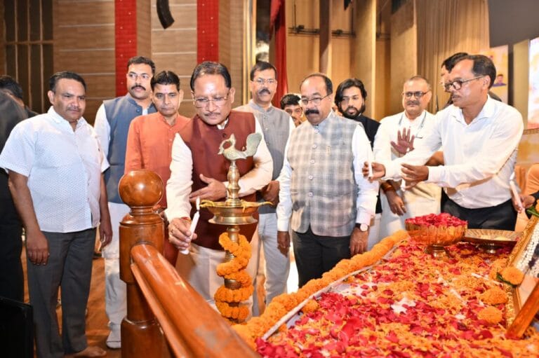 रायपुर : छत्तीसगढ़ की धरती सदा से रही है साहित्य और संस्कृति की धरा : मुख्यमंत्री विष्णु देव साय
