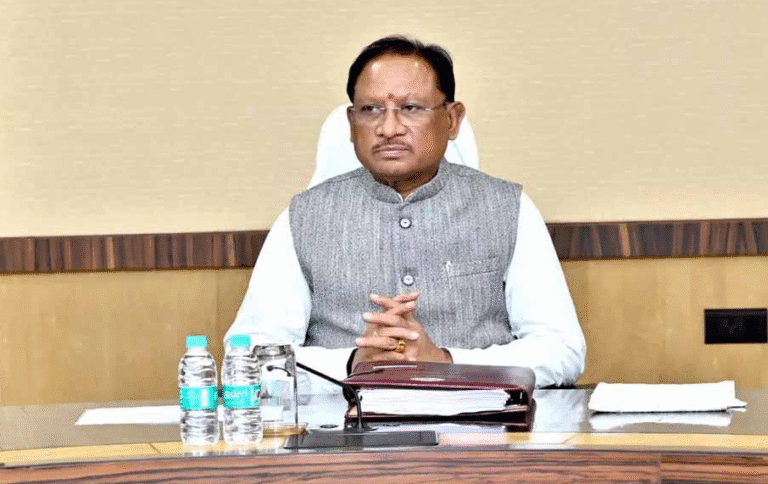 रायपुर : मुख्यमंत्री श्री साय ने कुशाभाऊ ठाकरे जी की पुण्यतिथि पर उन्हें किया नमन