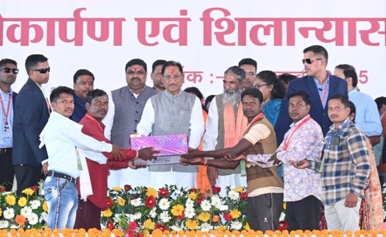 CG: माओवाद समाप्ति की ओर, ‘नियद नेल्लानार’ योजना से ग्रामीणों को मिल रहा लाभ : मुख्यमंत्री