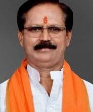 राजनांदगांव : युवा कांग्रेस की राष्ट्रीय सह- सचिव द्वारा दुर्दांत नक्सली हिड़मा को श्रद्धांजलि कांग्रेस का वास्तविक चरित्र उजागर