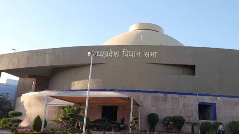 vidhan2.jpg