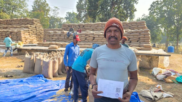 CG : धान उपार्जन केन्द्र में खरीदी व्यवस्था सुचारू और सुव्यवस्थित किसानों को मिल रहा लाभ