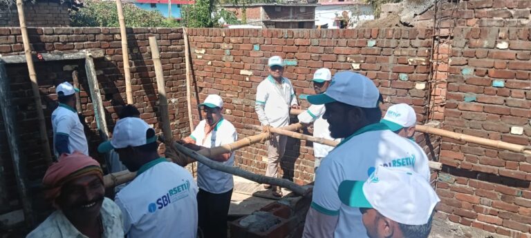 CG : प्रधानमंत्री आवास हेतु कुशल श्रमिक हो रहे तैयार, 35 श्रमिक बनेंगे राज मिस्त्री