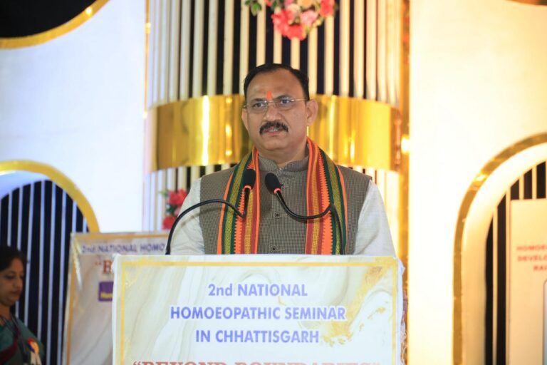 CG : स्वास्थ्य मंत्री श्याम बिहारी जायसवाल ने द्वितीय नेशनल होम्योपैथिक सेमिनार का किया शुभारंभ