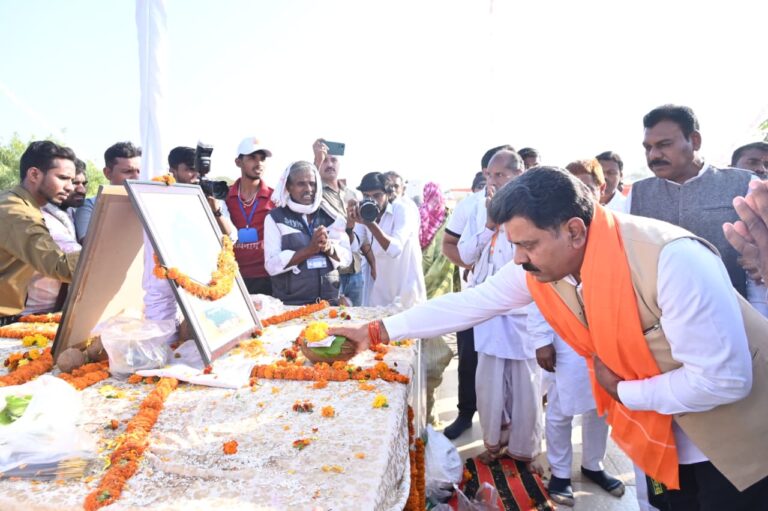CG : संत कबीरदास की वाणी और संदेश में सर्व समाज की सार्थकता निहित : उप मुख्यमंत्री विजय शर्मा