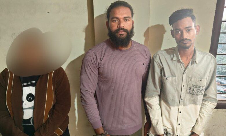 CG: दुर्ग में हत्या कर रायपुर में युवती की लाश को लगाया ठिकाना, तीन आरोपी गिरफ्तार, एक आरोपी राजनांदगांव का शामिल....