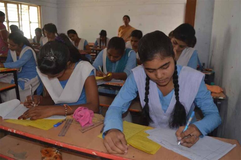 student2-1.jpg