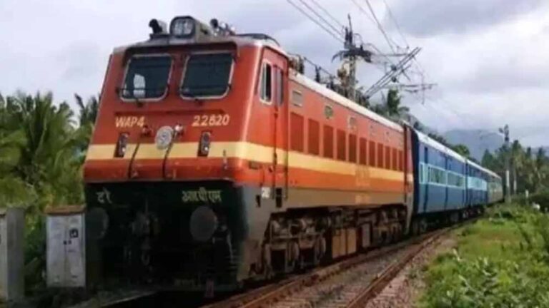 Rajnandgaon: आधा दर्जन लोकल ट्रेनें रद्द, यात्रियों की बढ़ी परेशानी