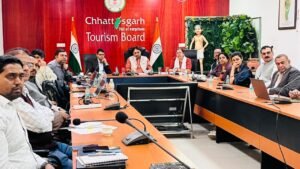 चित्रोत्पला फिल्म सिटी के निर्माण के संबध में छत्तीसगढ़ पर्यटन बोर्ड के अध्यक्ष नीलू शर्मा की अध्यक्षता में समीक्षा बैठक आयोजित