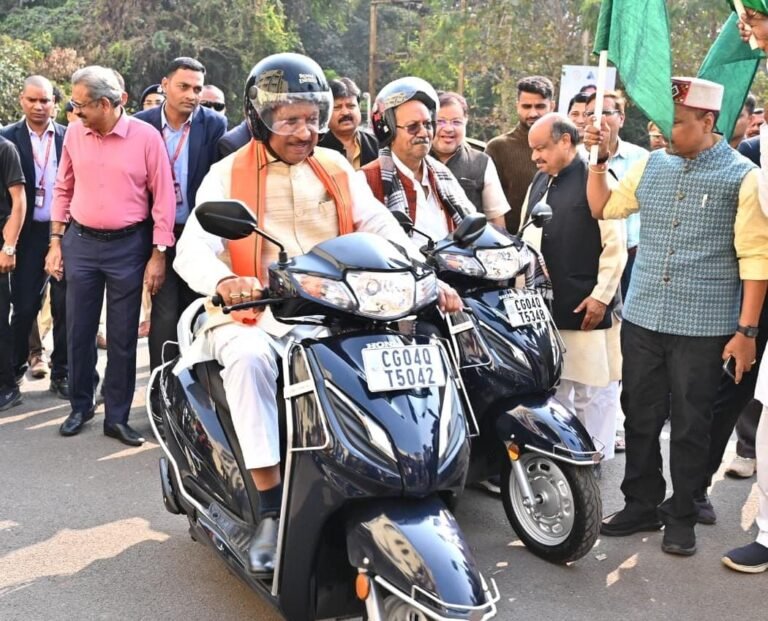 जन जागरूकता से आएगी सड़क