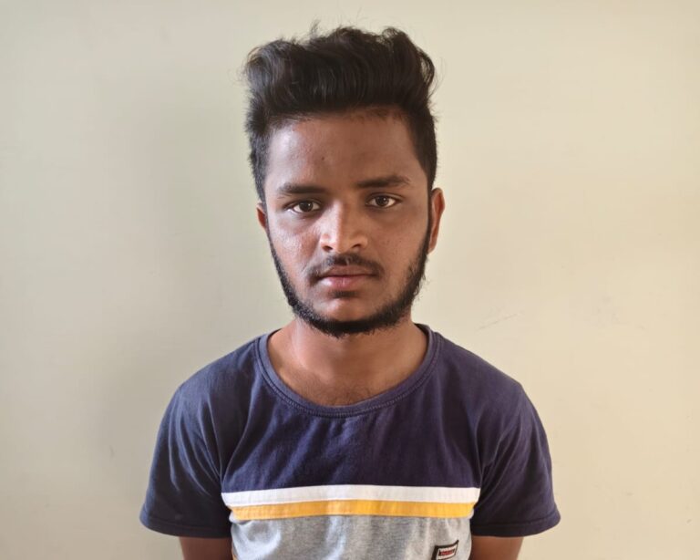 Rajnandgaon: महाशिवरात्रि पर मटन बिक्री करने वाले के खिलाफ कार्रवाई