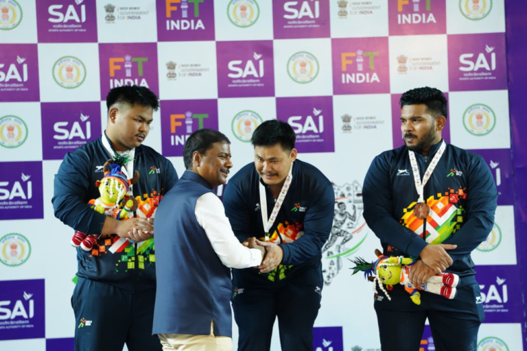 CG : खेलो इंडिया ट्राइबल गेम्स 2026: वेटलिफ्टिंग स्पर्धा में अरुणाचल पुरुष और असम महिला वर्ग में ओवरऑल चैम्पियन