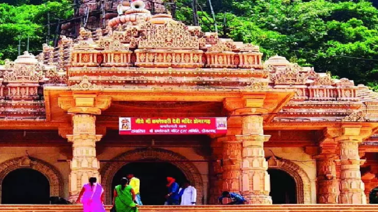 AAAA