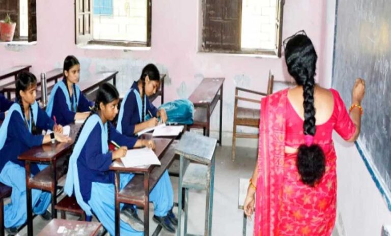 teacher3A_185_2-1.jpg