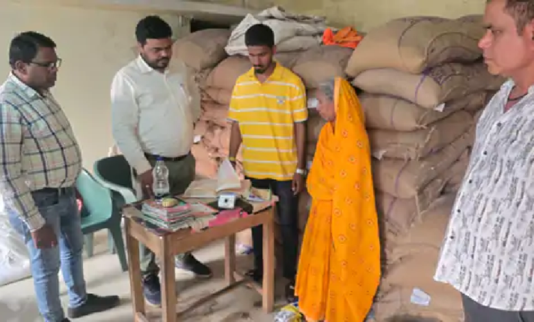 राजनांदगांव : तीन माह का राशन एकमुश्त देने झोंक दी ताकत, भंडारण और वितरण में तेजी…