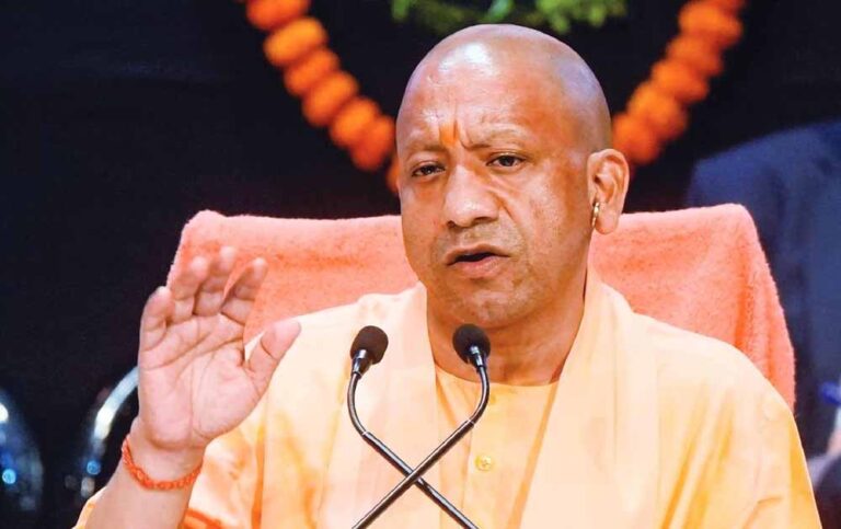 योगी सरकार का असर: सीएम डैशबोर्ड में हमीरपुर टॉप, बुनियादी सुविधाओं के विस्तार से यूपी बना ‘उत्तम प्रदेश’