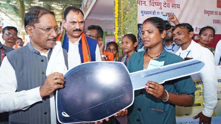 मुख्यमंत्री विष्णुदेव साय ने सुकमा को 308 करोड़ के विकास कार्यों की सौगात, नक्सलमुक्त बस्तर में बदलाव की नई लहर