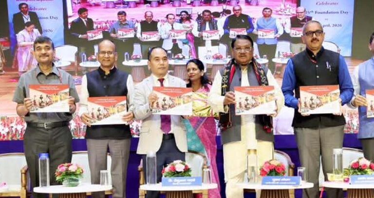 रोजगार चाहने वाले नहीं, रोजगार देने वाले बनाएं व्यक्तियों को – केन्द्रीय मंत्री ओंराव