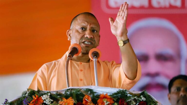 पश्चिम बंगाल चुनाव में आज फिर मुख्यमंत्री योगी आदित्यनाथ की होगी महत्वपूर्ण रैली