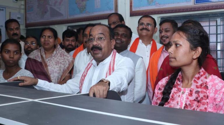 रायपुर में उप मुख्यमंत्री साव ने मावा मोदोल लाइब्रेरी चारामा का उद्घाटन किया