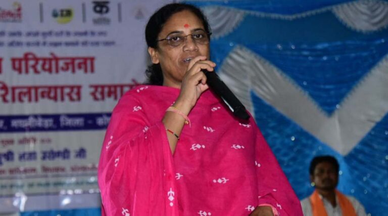 विधायक ने ‘अस्मिता परियोजना’ का शुभारंभ किया, ग्राम मथनीबेड़ा में महिलाओं को मिलेगा सशक्त स्वरोजगार