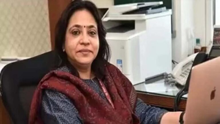 बड़ा हादसा: IAS ऋचा शर्मा जिम की लिफ्ट में फंसी, घुटन से तबीयत हुई खराब
